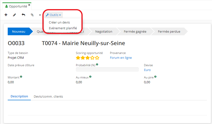 1.1. Cliquez sur “Outils” et ensuite cliquez sur “Créer un devis” sur la fiche de l’opportunité / de la fiche client / de la fiche prospect afin de créer un nouveau devis.