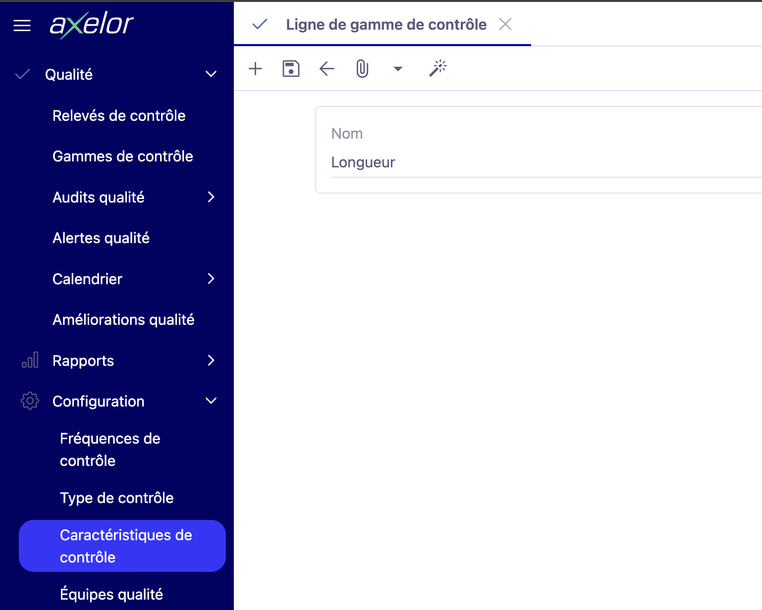 Accès : Qualité → Caractéristiques de contrôle. Les caractéristiques de contrôle servent au titre informatif et sont utilisées dans les lignes des gammes de contrôle. Par exemple, “Longueur” et “Propreté”.